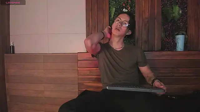 Brandon starkk online show from March 2026 11:54:02 AM