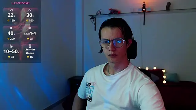 Brandon starkk online show from April 2026 08:35:01 PM