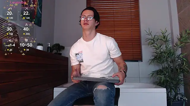 Brandon starkk online show from February 2026 12:01:02 PM