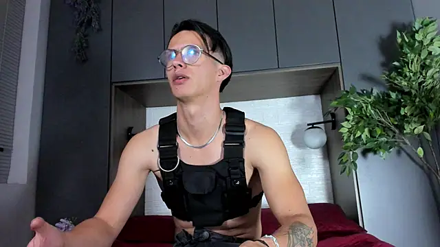 Brandon starkk online show from November 2025 12:05:02 PM