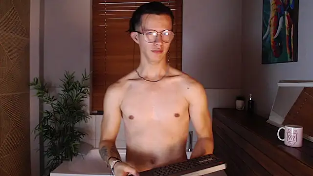 Brandon starkk online show from December 2025 12:37:01 PM