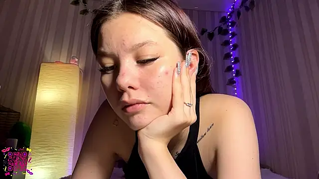 CutieSlim online show from March 2026 12:01:02 PM