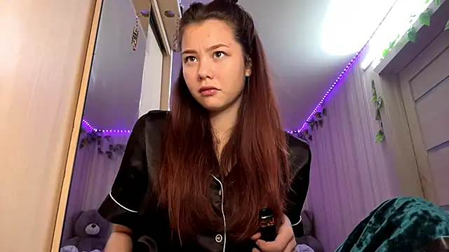 CutieSlim online show from December 2025 06:15:01 AM