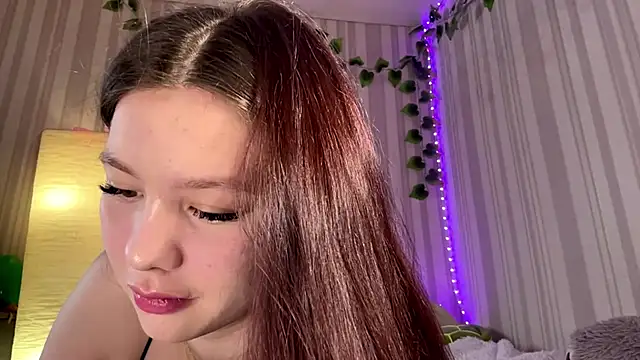 CutieSlim online show from April 2026 07:04:01 AM