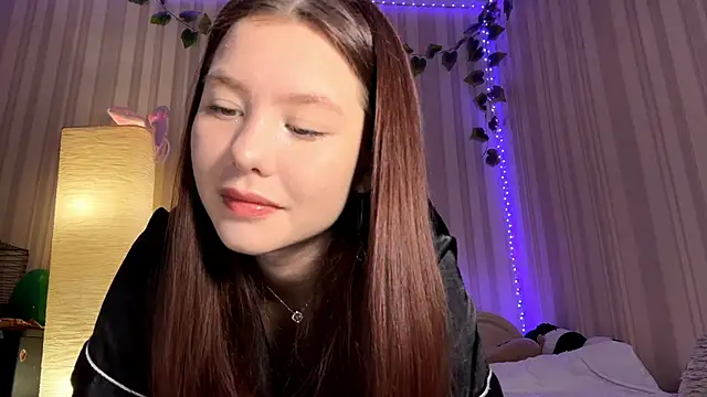 CutieSlim online show from February 2026 12:04:01 PM