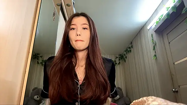 CutieSlim online show from December 2025 10:03:02 AM