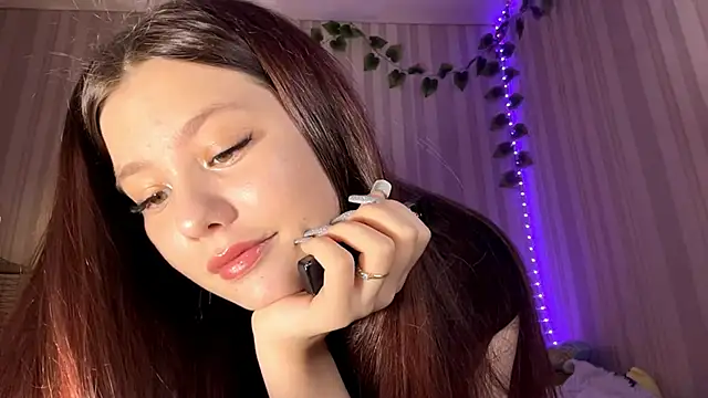 CutieSlim online show from March 2026 12:10:02 PM