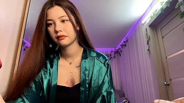 CutieSlim online show from December 2025 12:11:01 PM