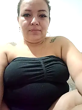 Snapshot of Carsu10 chatting on November 2025 03:23:02 PM Carsu10 online show from November 2025 03:23:02 PM