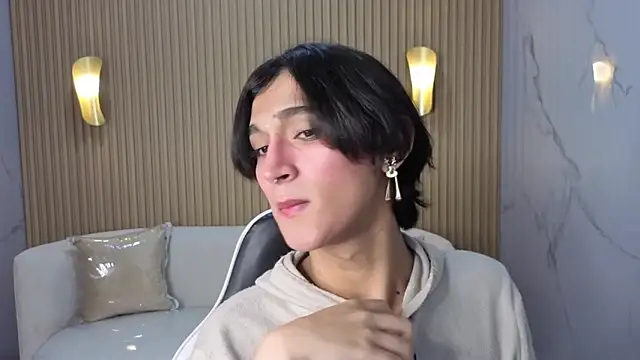 zoe tp online show from November 2025 01:01:02 PM