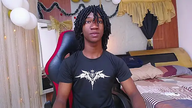 Snapshot of negga_cum chatting on December 2025 01:13:02 PM negga cum online show from December 2025 01:13:02 PM