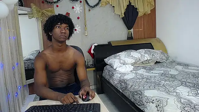 Snapshot of negga_cum chatting on January 2026 01:04:02 PM negga cum online show from January 2026 01:04:02 PM