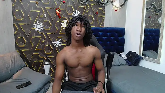 Snapshot of negga_cum chatting on December 2025 01:37:01 PM negga cum online show from December 2025 01:37:01 PM