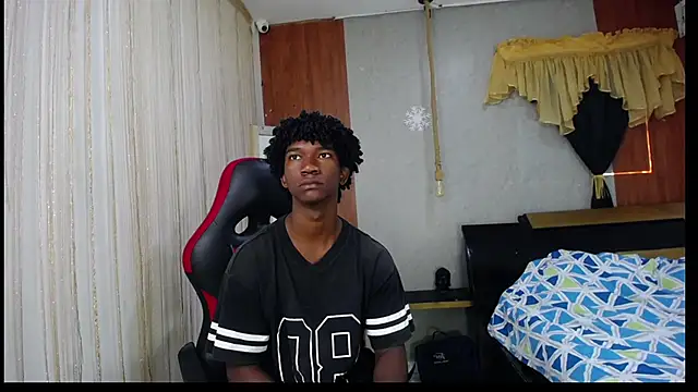 negga cum online show from February 2026 01:11:02 PM