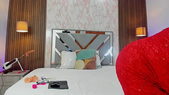 Lorna queen online show from December 2025 11:57:01 AM