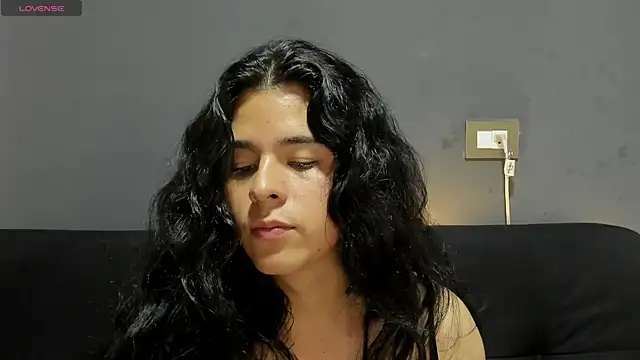 Angel-umbra online show from November 2025 08:19:01 PM