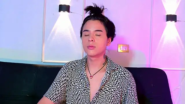 Angel-umbra online show from April 2026 01:23:02 PM