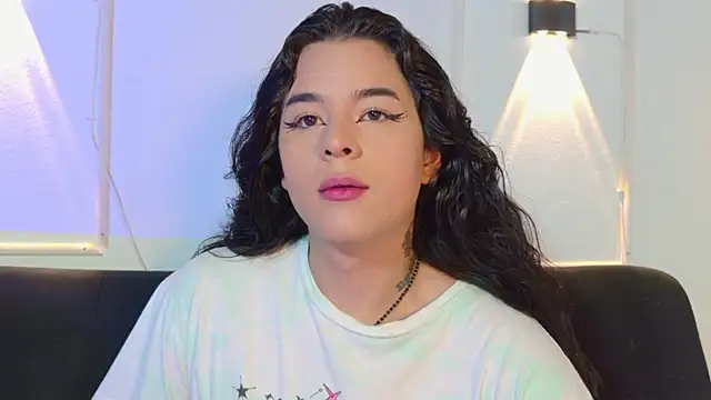 Angel-umbra online show from April 2026 08:59:01 PM