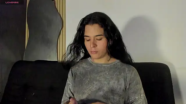 Snapshot of Angel-umbra chatting on January 2026 08:45:02 PM Angel-umbra online show from January 2026 08:45:02 PM