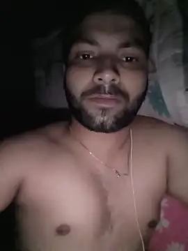hunterr1593 online show from April 2026 07:37:01 PM