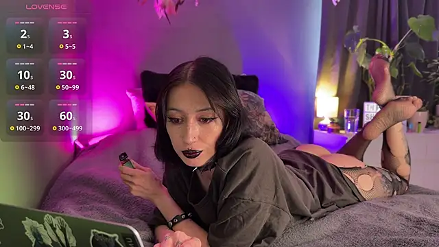 inked witch online show from April 2026 11:02:01 AM