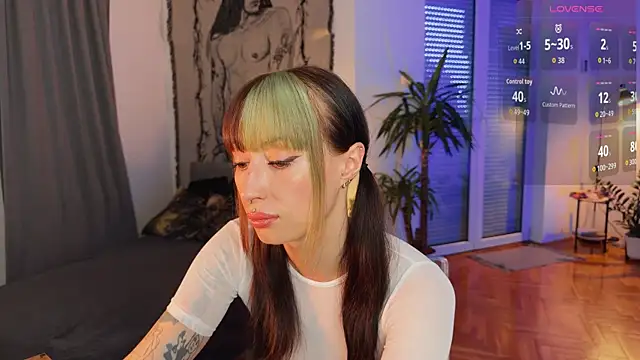 inked witch online show from November 2025 01:38:01 PM