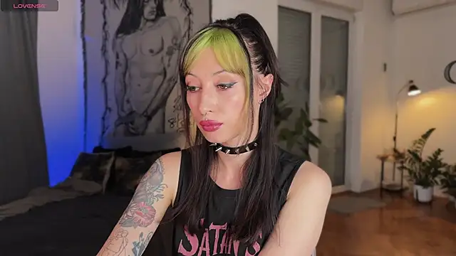 inked witch online show from December 2025 03:22:02 PM