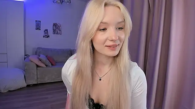 Tiffany Paw online show from February 2026 03:28:02 AM