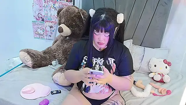 kittyhtxx online show from November 2025 04:11:01 AM