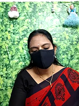 Queen-Neha online show from December 2025 05:44:01 AM