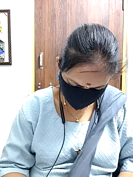 Queen-Neha online show from March 2026 06:02:01 PM