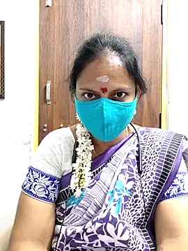 Queen-Neha online show from April 2026 02:35:02 PM