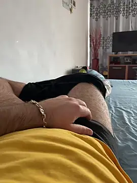 Andreiandu23 online show from January 2026 01:18:02 PM