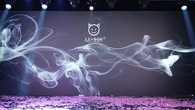 LU-909 online show from December 2025 08:05:02 AM