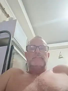 nard53 online show from May 2026 10:39:01 PM