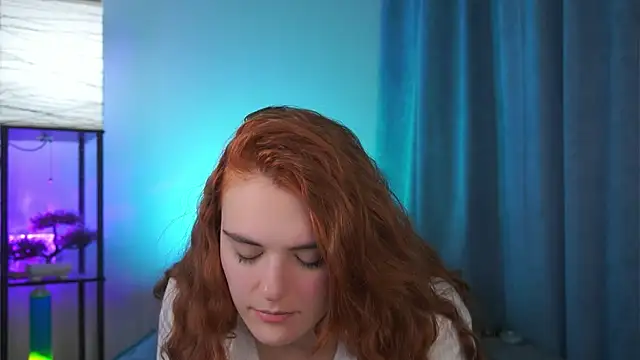 foxy cute4you online show from April 2026 07:18:01 PM