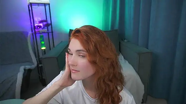 foxy cute4you online show from April 2026 06:33:02 PM