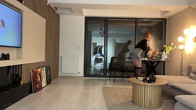 Jolienne online show from February 2026 10:09:01 PM