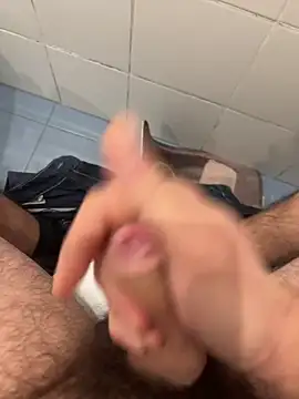 Snapshot of marc8876 chatting on December 2025 05:29:02 AM marc8876 online show from December 2025 05:29:02 AM