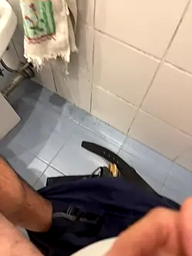 Snapshot of marc8876 chatting on November 2025 06:03:02 AM marc8876 online show from November 2025 06:03:02 AM