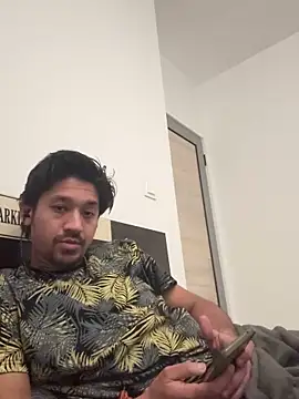 Jhonneeey online show from December 2025 01:32:02 AM