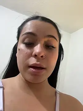 Snapshot of Katherinesweett_ chatting on December 2025 03:55:01 AM Katherinesweett online show from December 2025 03:55:01 AM