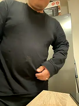 Pelotas2000 online show from December 2025 01:27:01 AM