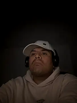 Pelotas2000 online show from November 2025 03:32:01 AM