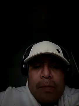 Snapshot of Pelotas2000 chatting on November 2025 02:26:02 AM Pelotas2000 online show from November 2025 02:26:02 AM