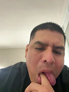 Pelotas2000 online show from January 2026 06:04:02 PM