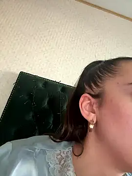 VitoriaCarusso online show from January 2026 03:08:01 PM