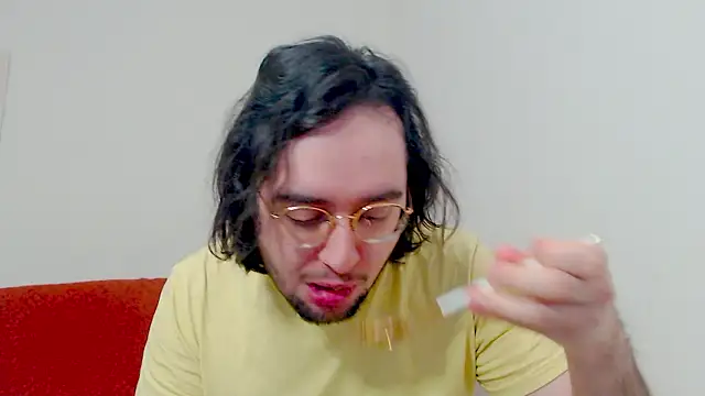 eren jaeger2000 online show from February 2026 02:44:02 AM