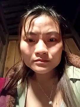 Lee-Thee online show from November 2025 02:17:02 PM