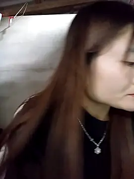 Lee-Thee online show from December 2025 01:50:02 AM